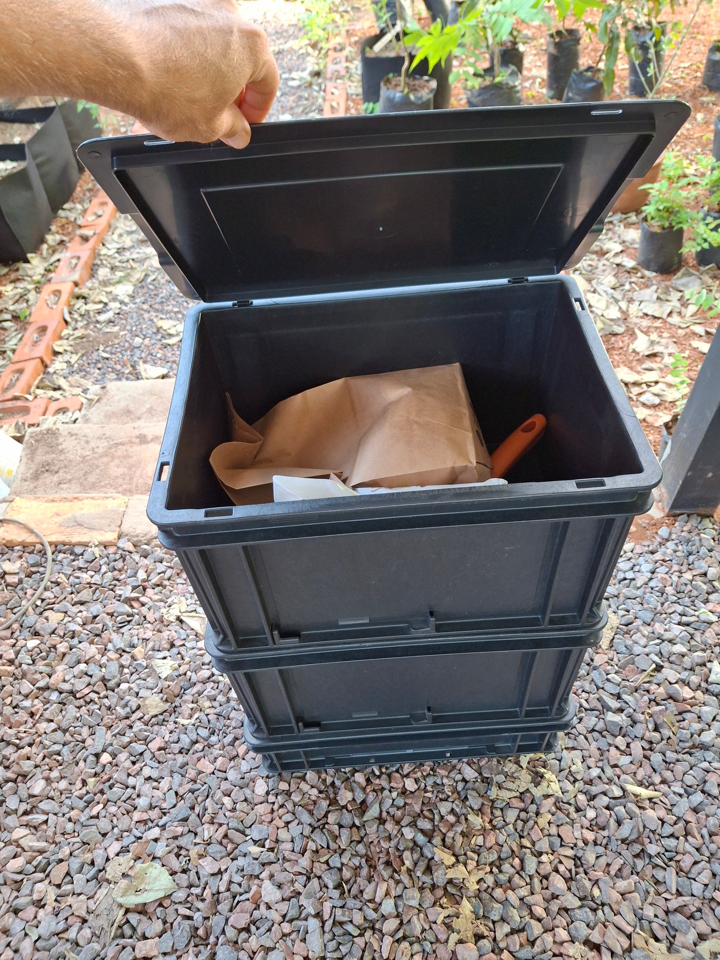 Compostera de 3 pisos