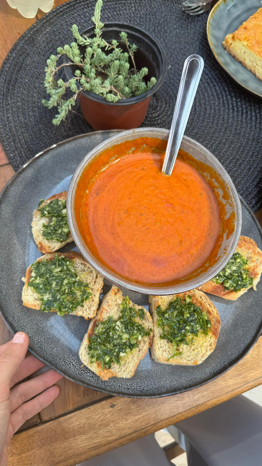 Sopa de Tomates Confitados