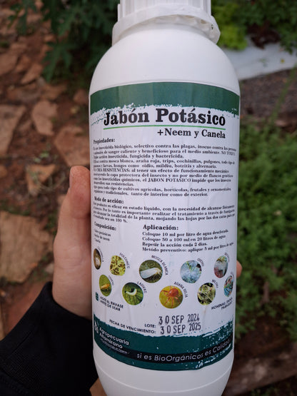 Jabon Potasico + Neem y Canela 1L